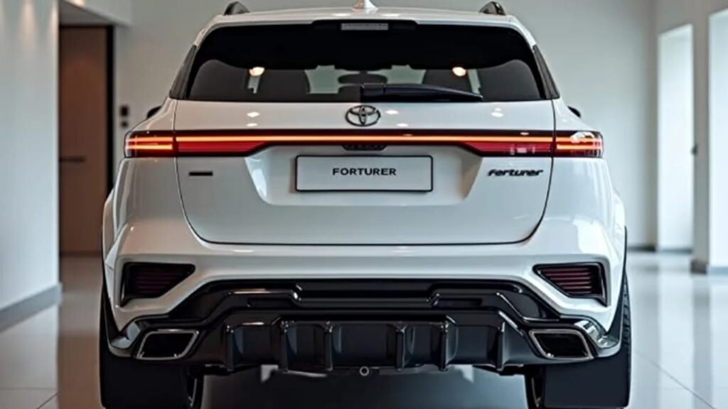 Toyota Fortuner 2025 Launched – 2.8L Diesel Power, Advanced Safety & Premium SUV Design at Just ₹10,500 EMI!
